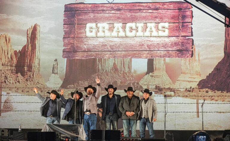 INTOCABLE REGRESA A LOS ESCENARIOS CON CONCIERTO AL AIRE LIBRE.