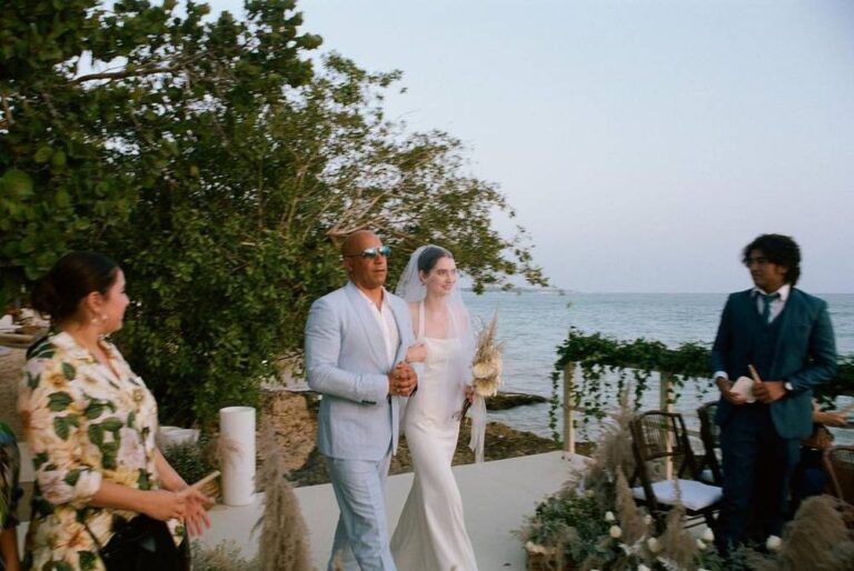 VIN DIESEL ACOMPAÑÓ AL ALTAR A MEADOW WALKER EN SU BODA.