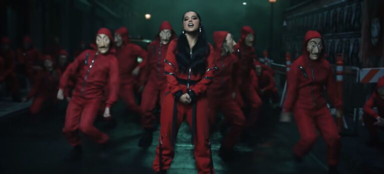 PARA DESPEDIR «LA CASA DE PAPEL», BECKY G SACA SU PROPIA VERSIÓN DE BELLA CIAO.