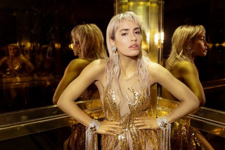 LALI PRESENTÓ SU NUEVA CANCIÓN: «DIVA».