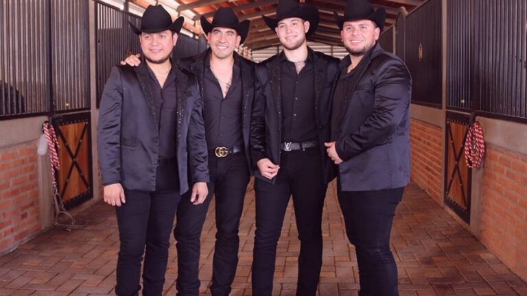 DEBUTARÁ COMO VOCALISTA TONY ELIZONDO DE CALIBRE 50 CON EL SENCILLO «MÍRANOS AHORA».