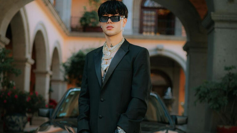 PANTOJA REGRESA A LA ESCENA MUSICAL CON SU TEMA «YA VOLVÍ»