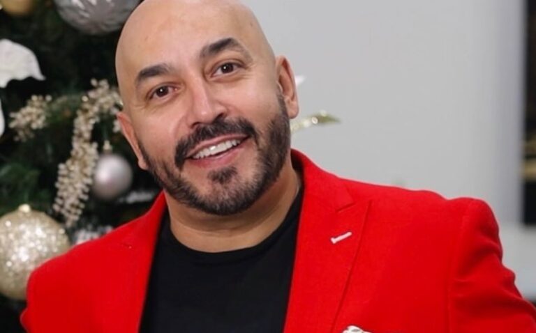 LUPILLO RIVERA LLORA AL RECORDAR QUE SU HIJA LO SALVÓ DE MORIR EN LA GUERRA DEL GOLFO.