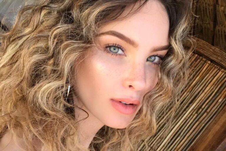 BELINDA PROTAGONIZA BESO ¡DE TRES!