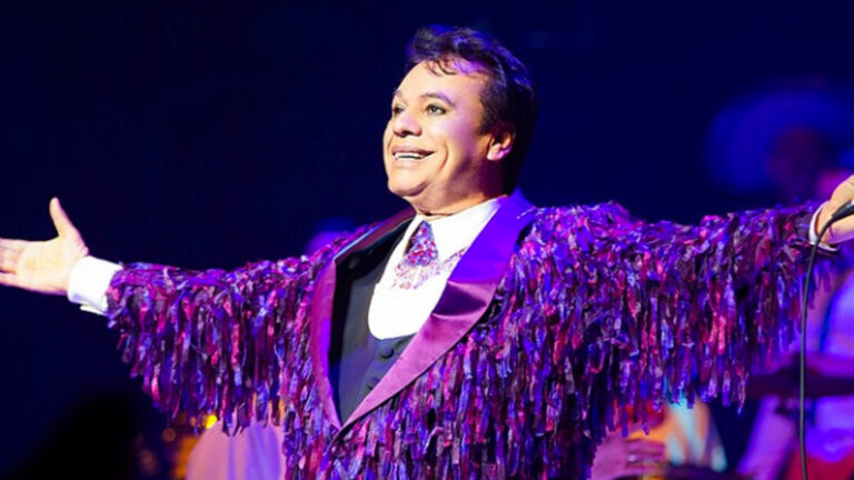 JUAN GABRIEL REAPARECE EN REDES SOCIALES CON MISTERIOSO MENSAJE
