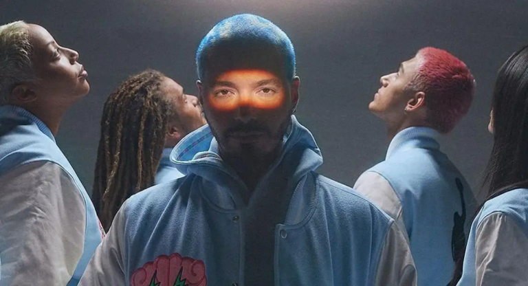 J BALVIN ENFRENTÓ FUERTES CRÍTICAS POR PRESENTARSE EN EL MUNDIAL DE FUTBOL DE QATAR 2022