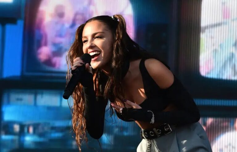 ¡OLIVIA RODRIGO ANUNCIA NUEVA MÚSICA PARA 2023!