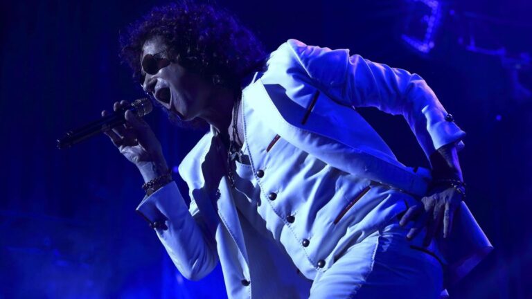 BUNBURY REVELA QUÉ LO OBLIGÓ A RETIRARSE DE LOS ESCENARIOS