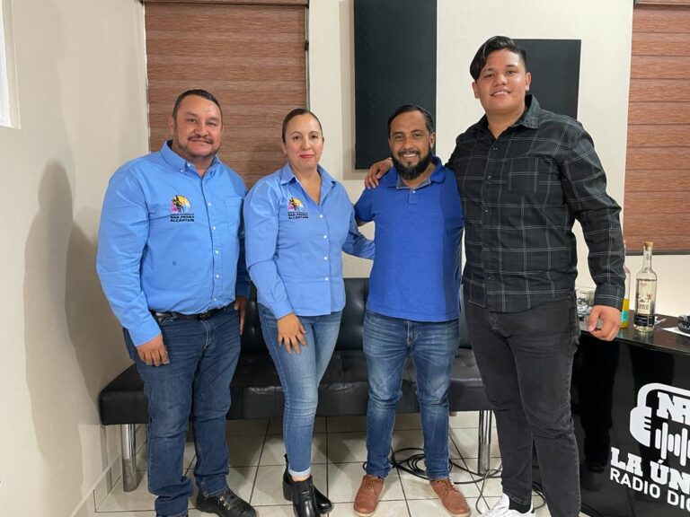 EXITO Y EMOCIÓN EN MI TIERRA LINDA CON ADRIÁN Y SU ESTILO Y EL COMITÉ SAN PEDRO ALCÁNTARA