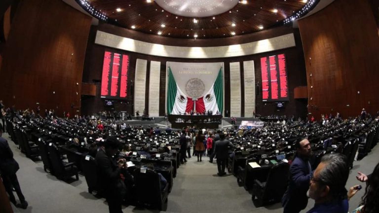 Diputados aprueban ley que permite al presidente otorgar amnistía directa; pasa al ejecutivo.
