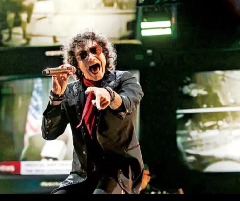Enrique Bunbury vive el hoy… y lo disfruta