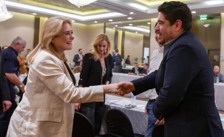Maru Campos sostiene encuentro con líderes de la industria maquiladora de Ciudad Juárez