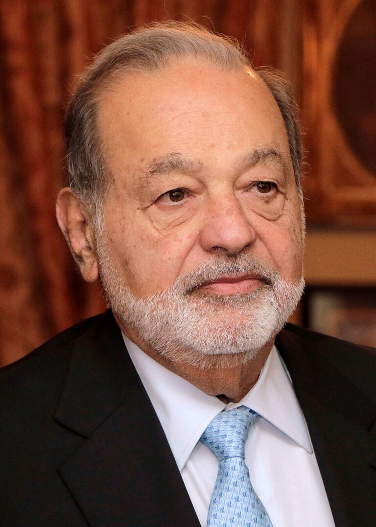 Carlos Slim cuestiona las pensiones en México y propone cambios al sistema laboral