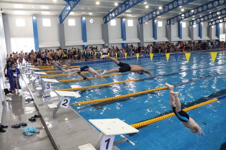 “Chihuahua brilla con 12 preseas en el Nacional Máster de Natación 2025”