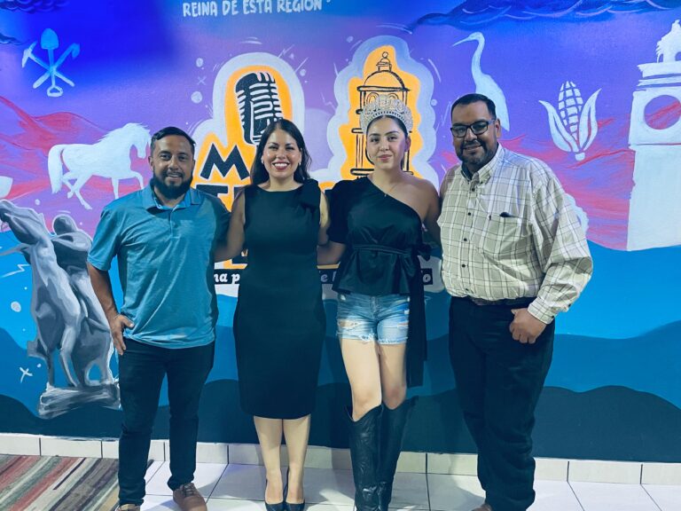Mi Tierra Linda: Música, Tradición y Alegría en Vivo