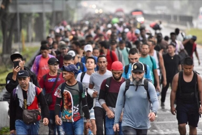 Casa Blanca: se resolvió crisis migratoria «en tiempo récord»
