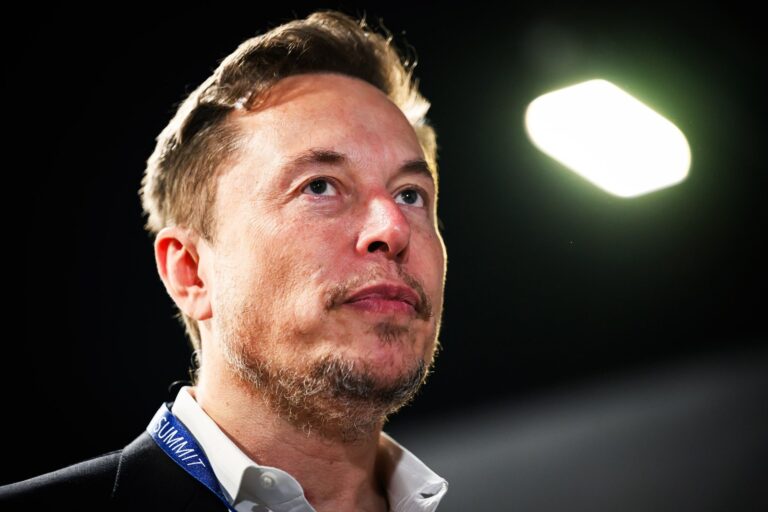 Elon Musk propone jornada extendida en México mientras la reducción laboral se aleja