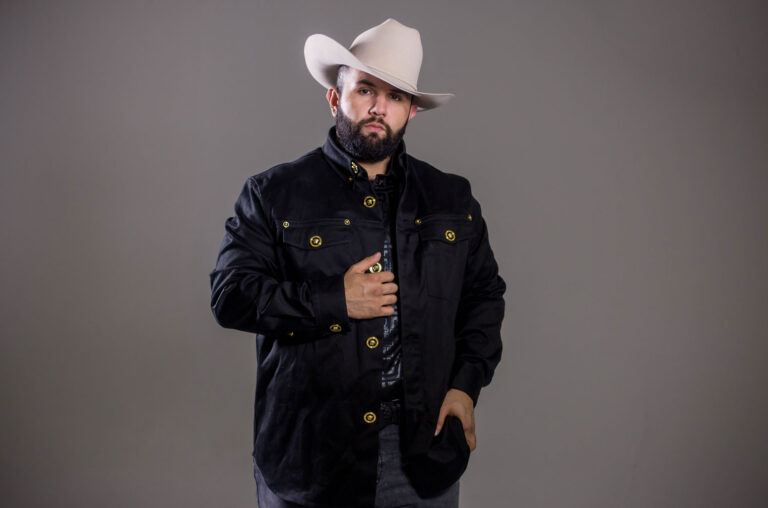 “Carín León ruge fuerte: seis noches legendarias en el Sphere de Las Vegas”