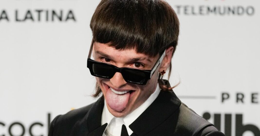 “Peso Pluma será galardonado con el primer Premio Billboard Vanguardia y actuará en la ceremonia”