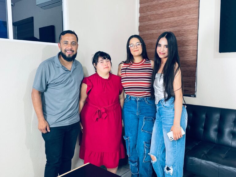 Noche de Reinas, Músculo y Talento Regional en Mi Tierra Linda