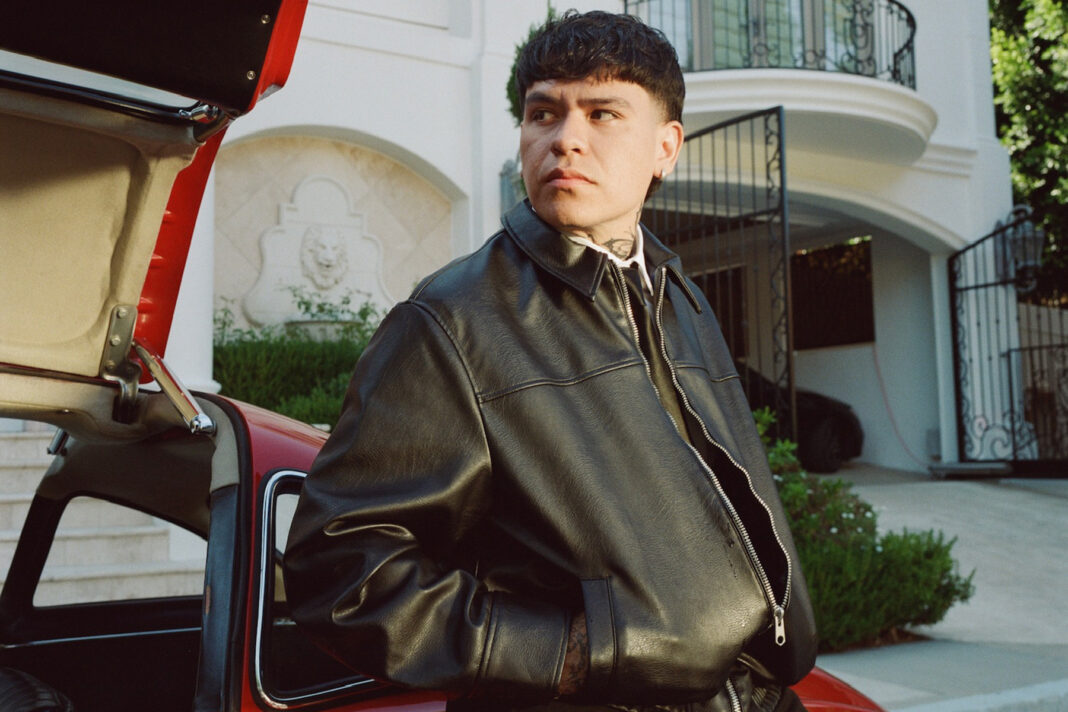 «Junior H llega a la cima: “Culpable” debuta en el puesto número 1 del Hot Latin Pop Songs»