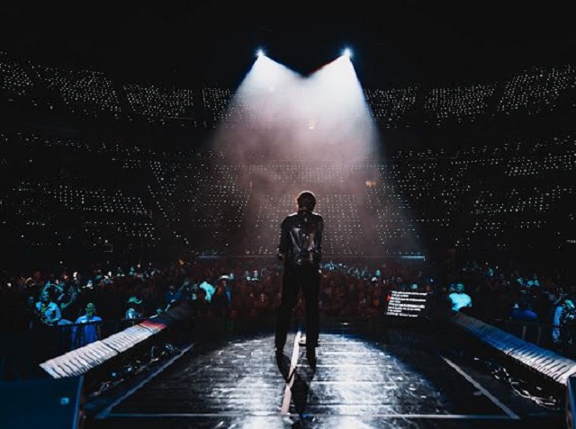 Christian Nodal enfrenta reto migratorio: parte de su mariachi no obtuvo visa para su gira en EE.UU.