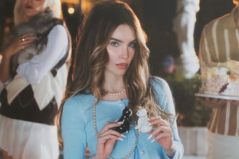 “Misterio, lujo y sátira: el enigmático rodaje del videoclip de Heterocromía”