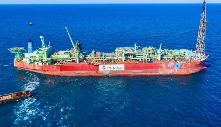 México incrementa el envío de petróleo a Cuba y reaviva el debate diplomático con Estados Unidos