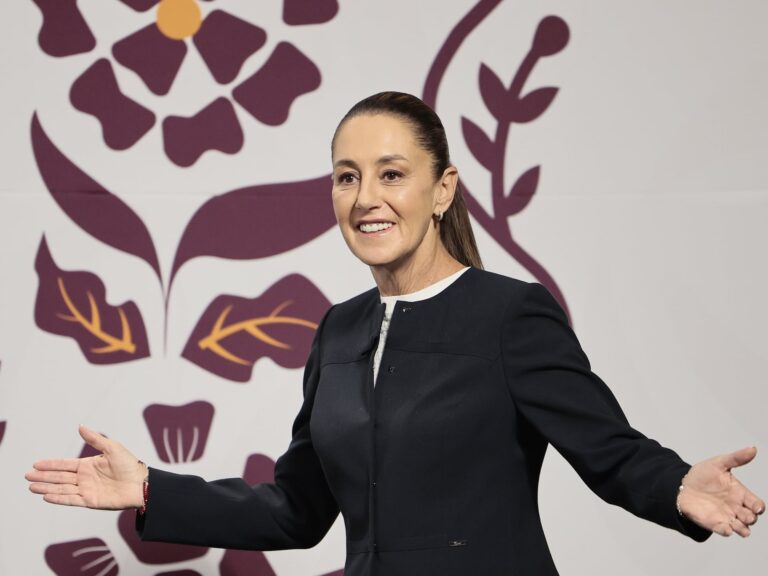 Senado avala reducción gradual a 40 horas laborales; Sheinbaum celebra avance histórico