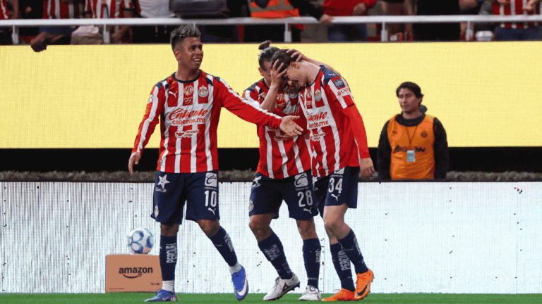 Liga MX: Chivas manda, Santos se hunde tras seis jornadas