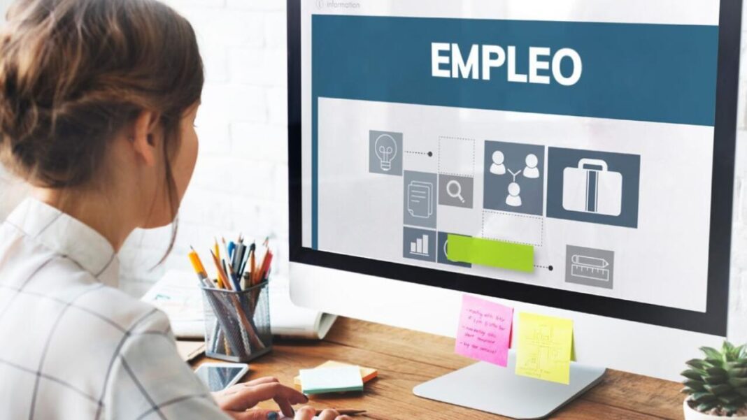 Mexicanos ven cada vez más complicado encontrar un mejor empleo, revela estudio