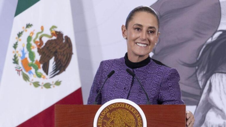 Sheinbaum aborda comercio con EE. UU. y programas sociales en la Mañanera del Pueblo