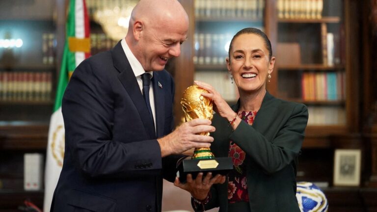 Claudia Sheinbaum participa en la premiación de la Final del Mundial 2026 y entrega el Balón de Oro