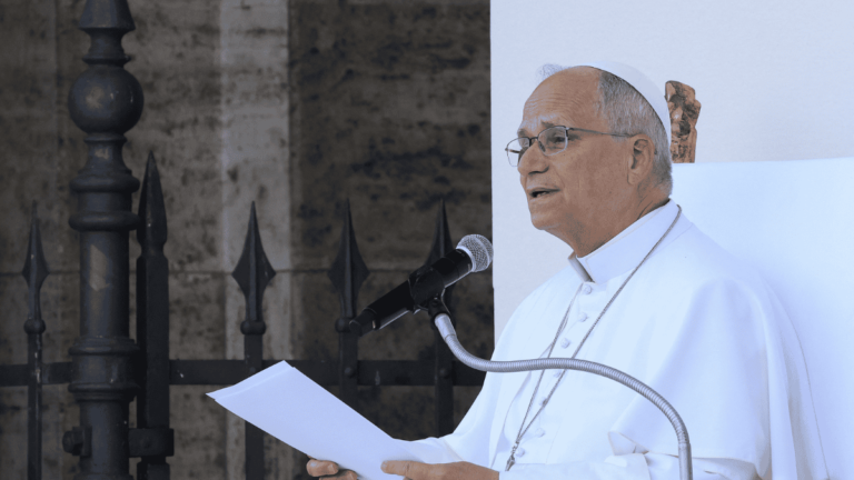 Papa León XIV pide ayuda internacional ante grave brote de ébola en el Congo