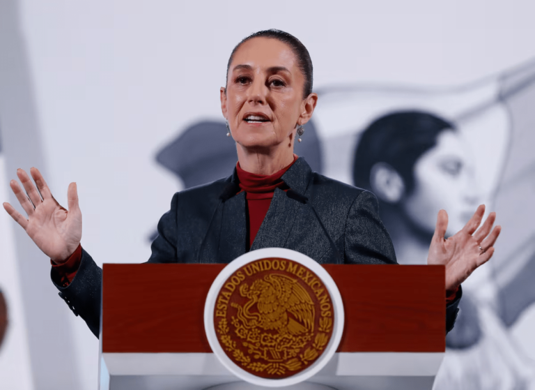 Sheinbaum aborda seguridad, programas sociales y panorama internacional en la Mañanera del Pueblo